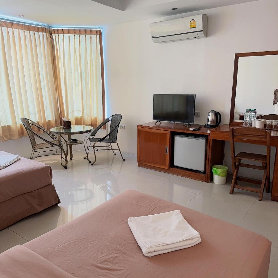 Jomtien Hostel 3 Buitenkant foto