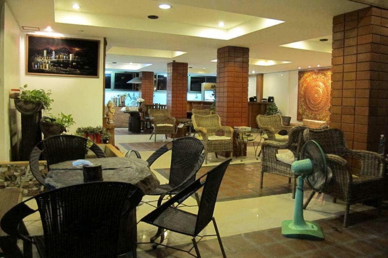 Jomtien Hostel 3 Buitenkant foto